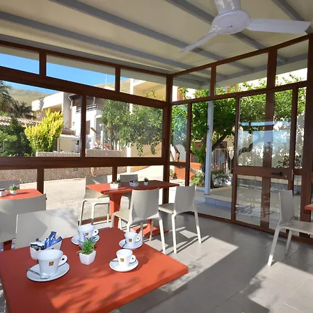 Coppola Frühstückspension Castelluzzo