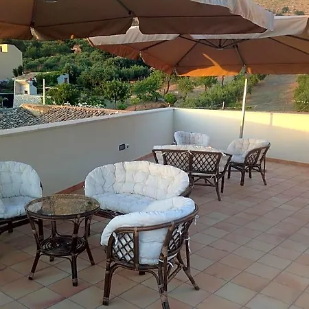 Bed & Breakfast Coppola Castelluzzo