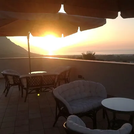 Bed & Breakfast Coppola Castelluzzo
